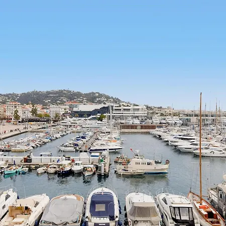 Modern 2 Bedroom Overlooking Old Port Apartment Cannes