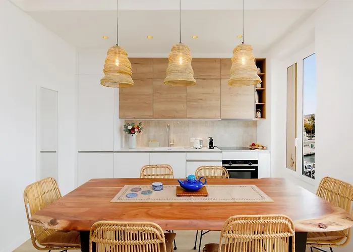 Lägenhet Modern 2 Bedroom Overlooking Old Port *